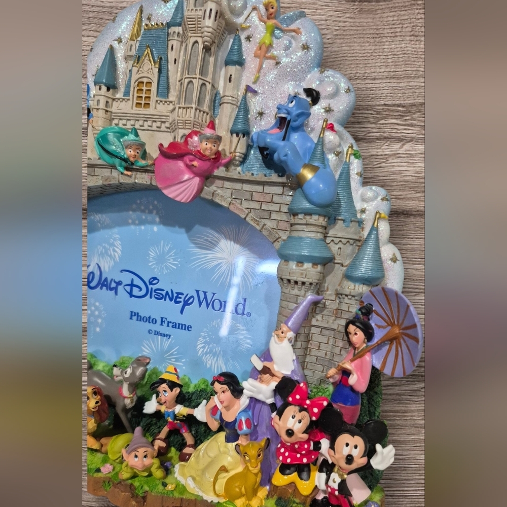 Walt Disney World Parks Disney Characters Magic Kingdom Castle 3D Picture Frame - Picture 4 of 8